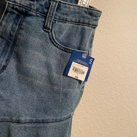 Denim skirt - Picture 2 of 3